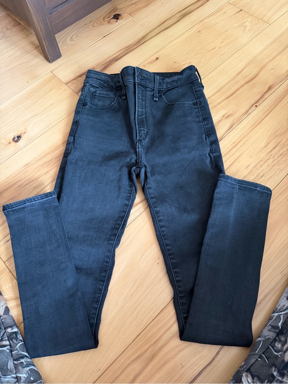 Abercrombie & Fitch Black Skinny Jeans